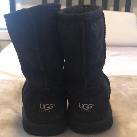 ladies black ugg boots size 5